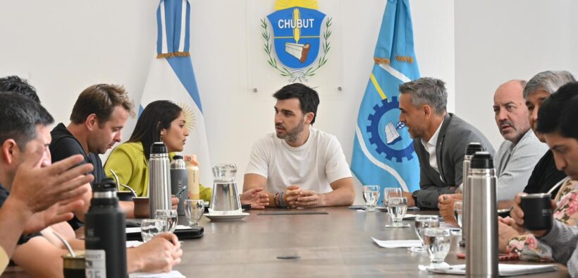 Orden fiscal y modernización: Provincia y comunas comprometidos con el ordenamiento fiscal y la competitividad de la región